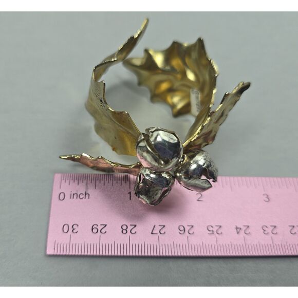 Vintage Department 56 Holly Leaf Napkin Rings Set of 4 Gold Tone Silver Bells - Picture 5 of 6